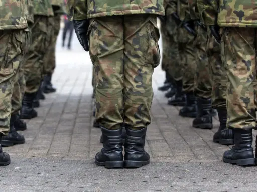 Kwalifikacja wojskowa 2026: Czy grozi Ci obowiązkowy pobór?